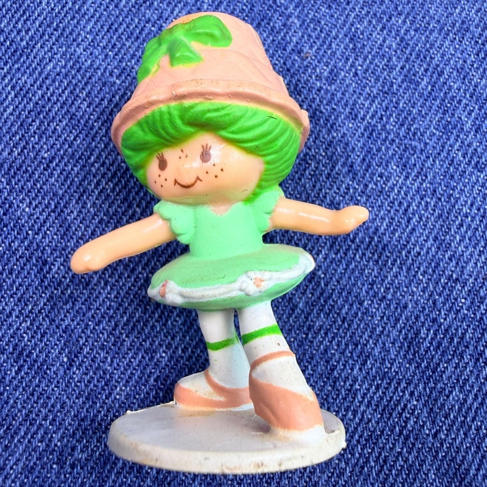 Vintage 1982 Strawberry Shortcake Lime Chiffon Ballerina PVC Figure AGC